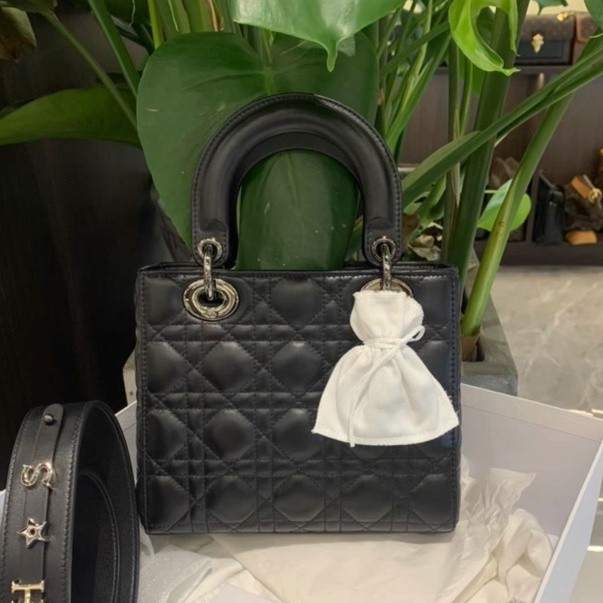 凱莉二手 正品 Dior 迪奧 LADY DIOR 黑色 小號 四格 戴妃包 羊皮滕格紋 手提包 單肩包 斜挎包