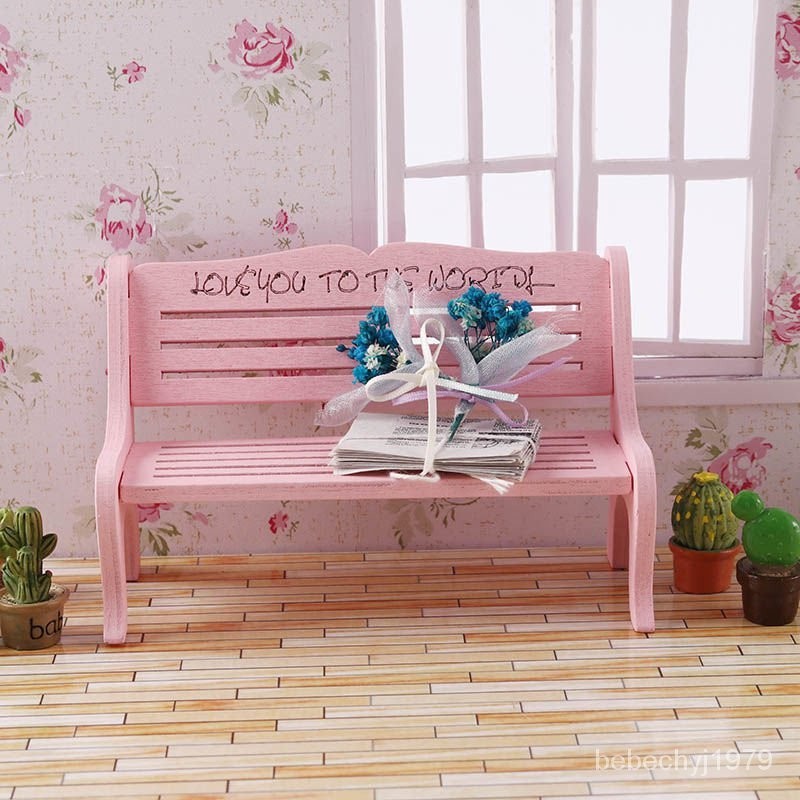 【臺灣出貨】微縮食玩模型雙人木椅子8分娃娃屋配件模型bjd迷你場景dollhouse