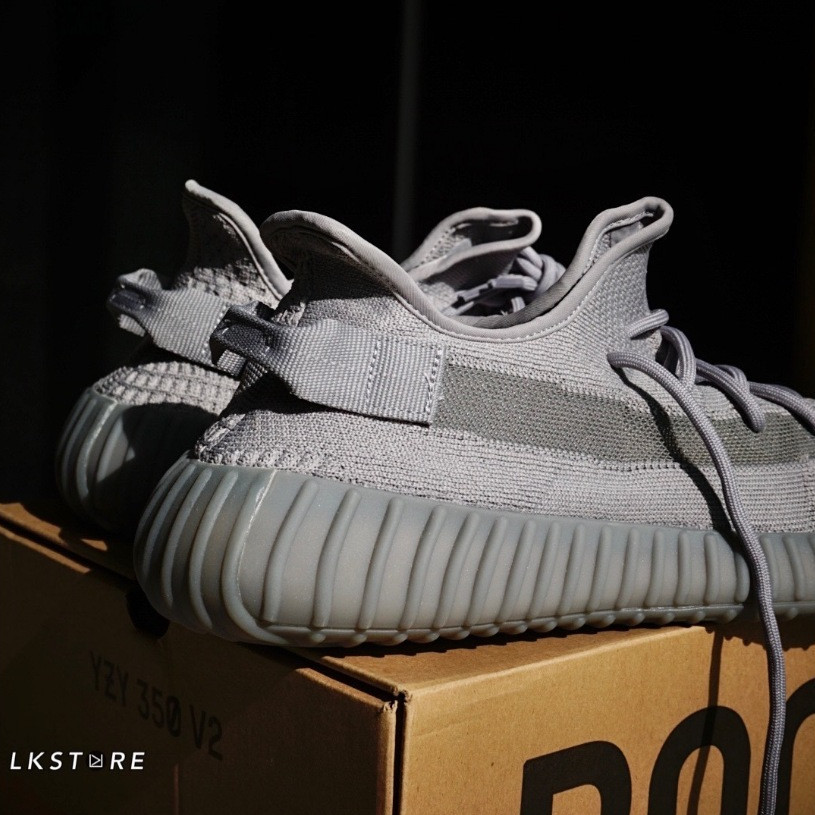 {正品}Adidas YEEZY Boost 350 V2 Steel Grey 灰色 IF3219