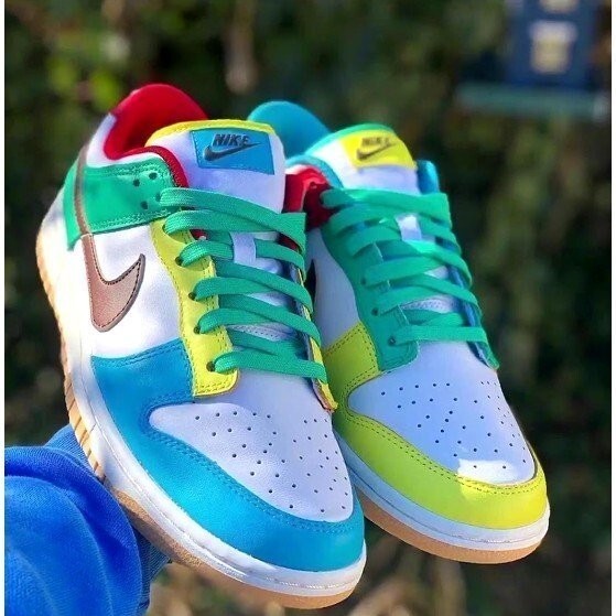 Nike Dunk Low SE "Free 99"白藍綠 多彩拼接 不對稱鴛鴦 DH0952-100 慢跑鞋