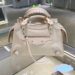 全新正品代購Balenciaga 6727932 Neo Classic 小牛皮兩用機車包 米色