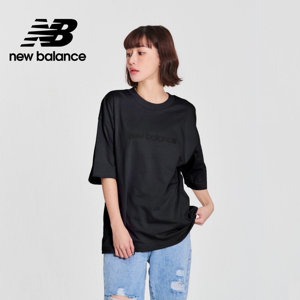 【New Balance】 NB 寬鬆短袖上衣_女性_黑色_WT41555BK