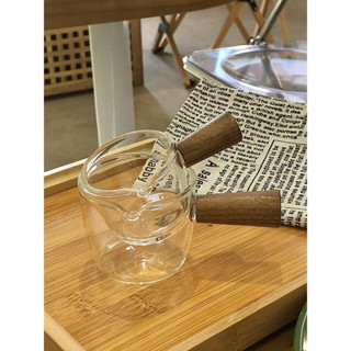 日式 木柄 玻璃 小奶盅 咖啡 萃取杯 倒奶壺 西餐 醬汁盅 迷你 木把 手沖壺