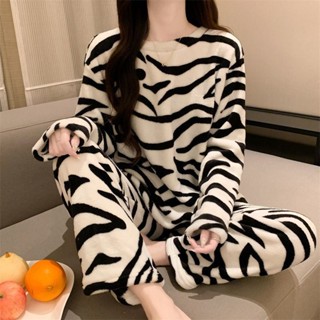 【YW】睡衣套裝女 珊瑚絨睡衣女 加厚保暖居家服 秋冬條紋休閒慵懶風可外穿圓領加厚套裝女 兩件式套裝 女生套裝