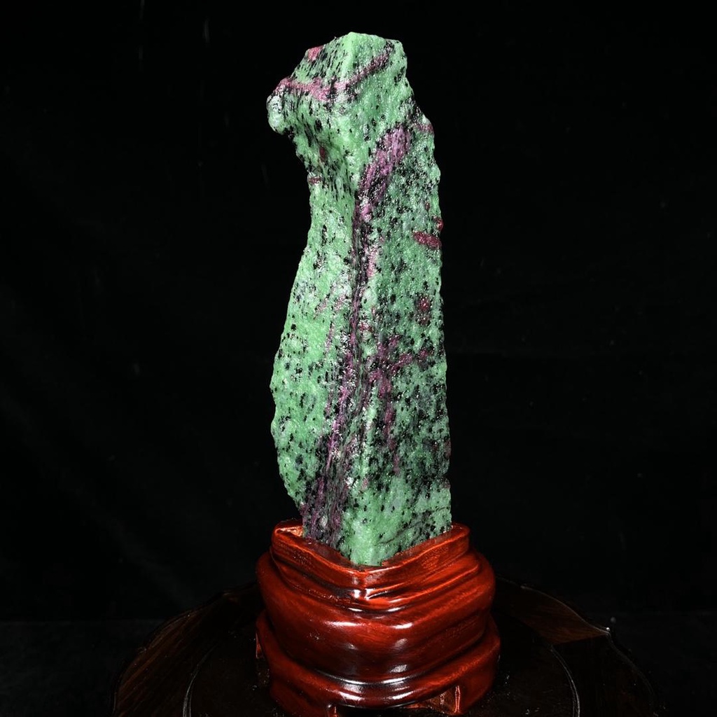 原石擺件 天然礦石 緬甸紅綠寶 天然原礦帶座高21×6×3cm 重0.46公斤 1100JP-1309