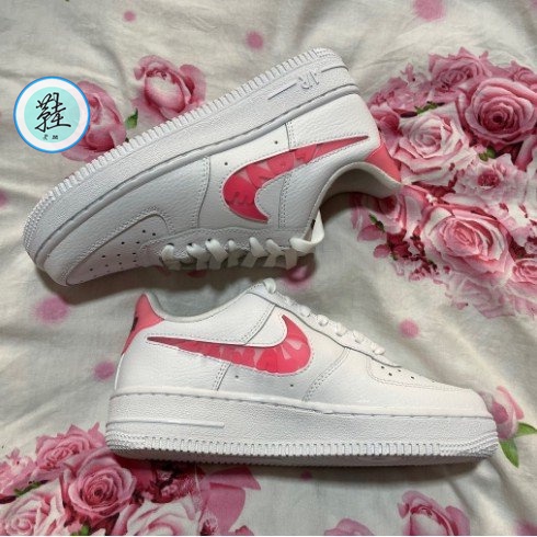 NIke AIR Force 1 SE Love For All 白粉情人節女款CV8482-100