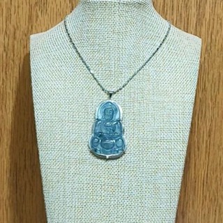 玉貴人…天然冰糯種寶瓶觀世音翡翠玉墜項鍊，特價.