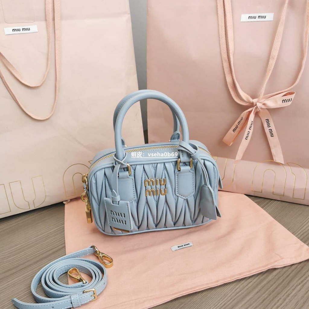 二手MIUMIU新品too pretty藍色保齡球手袋5BB123