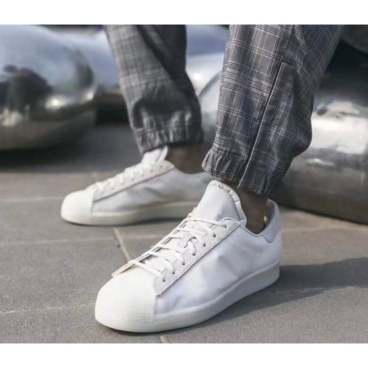 現貨 EASON CHAN X ADIDAS SUPERSTAR 陳奕迅三葉草貝殼頭百搭休閒運動板鞋「白灰」FX8116