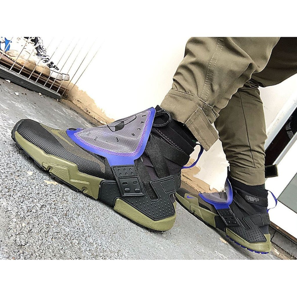 NIKE AIR HUARACHE GRIPP QS AT0298-001 軍綠藍 武士鞋 休閒慢跑鞋男 現貨