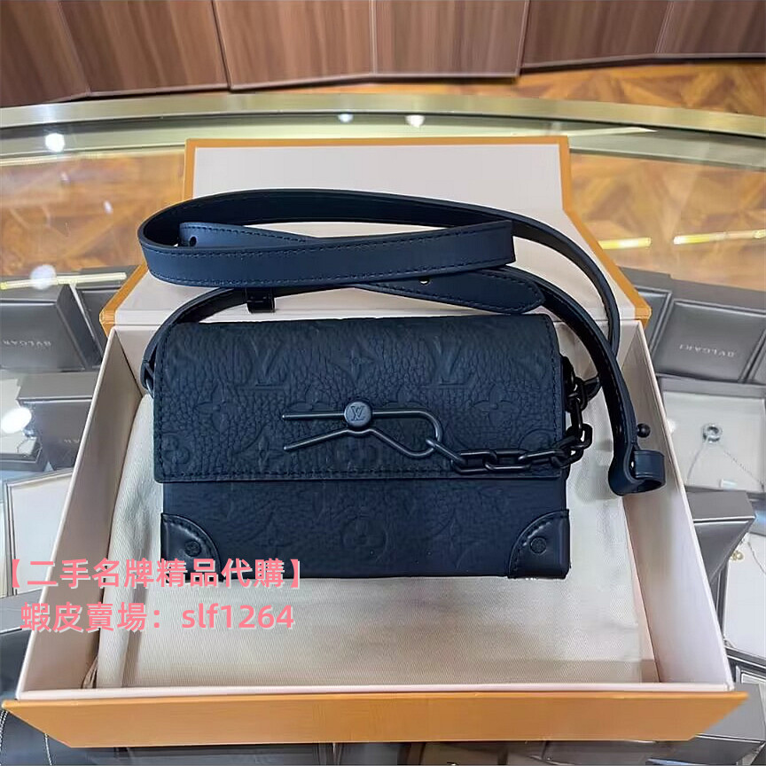 二手包包 LV 路易威登 STEAMER M81746黑色壓紋盒子包 肩背包 手機包 斜挎包 男女款