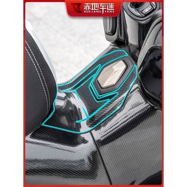 【新品】適用三陽MAXSYM400 貼紙碳纖維保護貼漆面透明隱形車衣膜車貼改裝