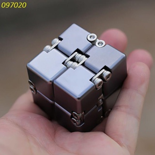 特惠***德國infinity cube無限魔方減壓神器鋁合金方塊口袋手指解壓玩具