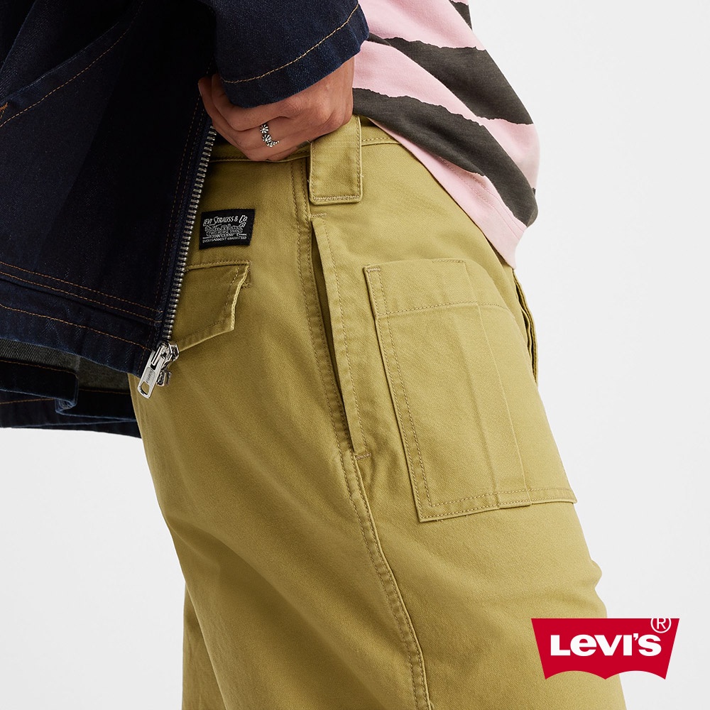 Levis 滑板系列 男款 工裝寬直筒排釦休閒褲 / 彈性布料 苔癬綠 男 A2941-0004 熱賣單品
