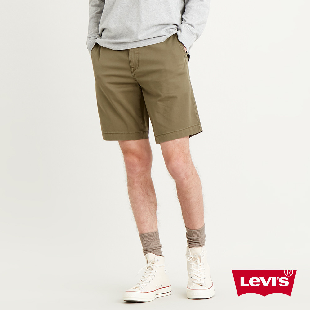 Levi's® XX CHINO 綠色卡其休閒短褲 男款 17202-0004 人氣新品