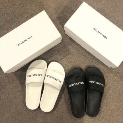 二手 Balenciaga 18SS 小羊皮 拖鞋 TRIPLE S 情侶鞋 黑/白 尺寸齊全