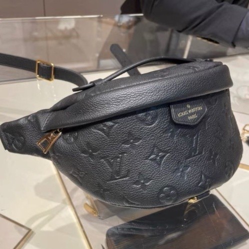 KK二手/LV 路易威登 Empreinte embossed 黑色壓紋 腰包 胸包 肩背包 斜背包 M44812