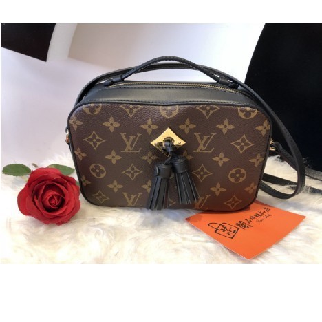 卓梵二手精品 LV M43555 SAINTONGE 新款 黑色拼老花 流蘇 相機包 現貨