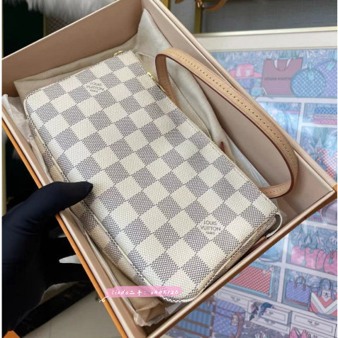 LOUIS VUITTON 路易威登 LV 大號 白棋盤格麻將包 LV肩背包 LV斜挎包 N41207 99新