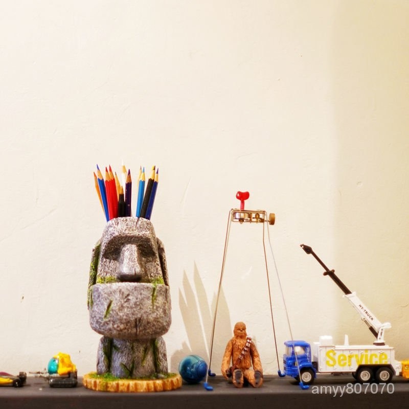 🔥蝦皮最低價🔥創意摩艾石像筆筒學生收納罐小衆moai桌麵眼鏡架辦公室個性收納桶