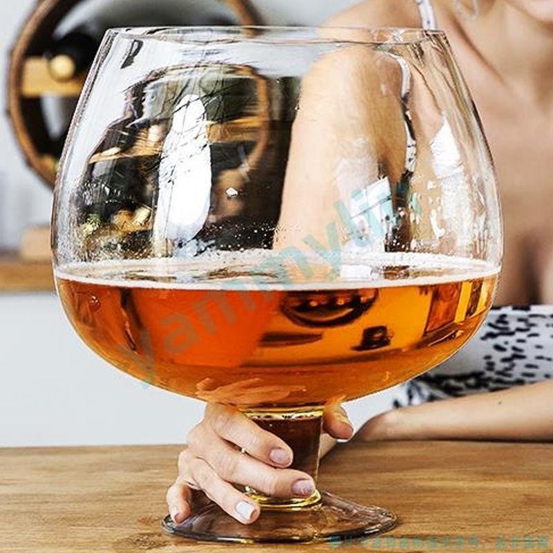 滿228發貨 特大號啤酒杯 巨大 超大 巨型酒杯 大號紅酒杯 高腳杯 大容量玻璃英雄杯 啤酒杯❤yammln