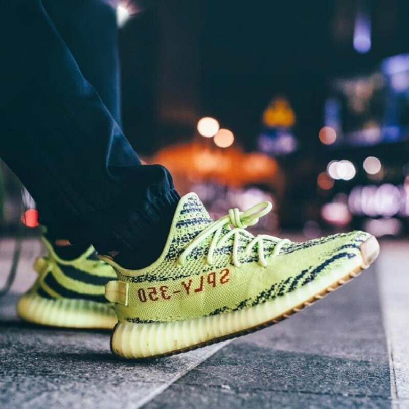 【正品】Yeezy Boost 350 V2 Semi Frozen Yellow B37572