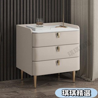 【熱銷】工廠直銷輕奢床頭櫃實木簡約現代置物三層收納皮質巖板臥室床邊櫃CHN