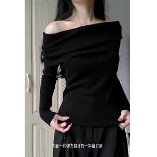 蔓莎💞2024法式黑色一字肩上衣女秋季露肩設計感小眾修身氣質內搭長袖針織衫