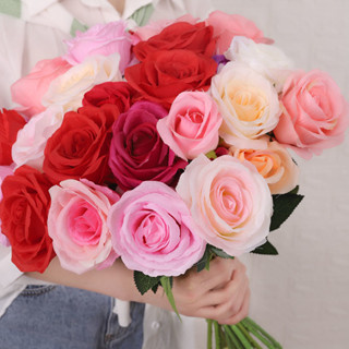 🎉優惠🎉模擬玫瑰花客廳裝飾仿真花餐桌單支花束假花乾花擺件塑膠插花擺設joanne2265模擬