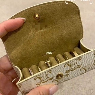 🔥臺灣.熱賣🔥（免運）戒指盒精緻飾品收納出差旅行珠寶隨身便攜迷你絨佈首飾盒戒指