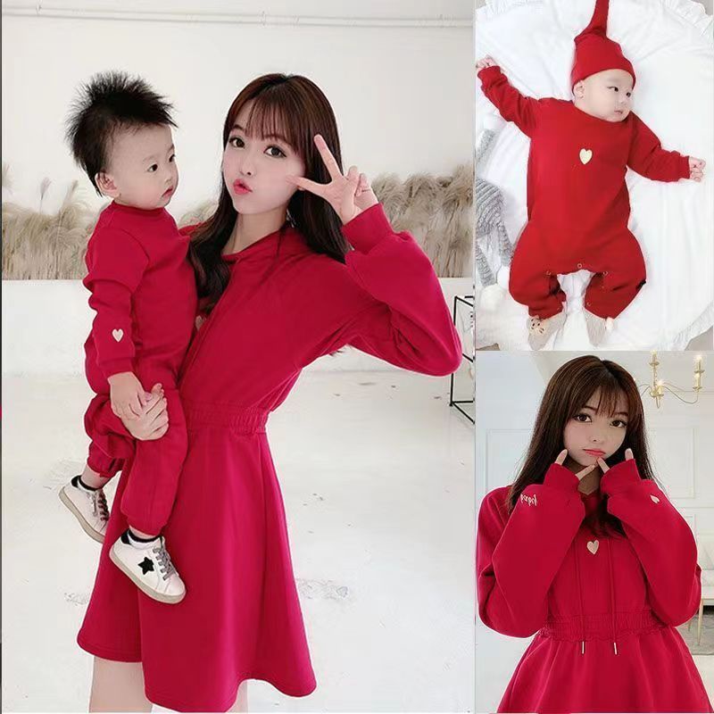 最新款刺繡愛心冬季衛衣加絨過年裝大紅韓版親子裝 哺乳裝連衣裙