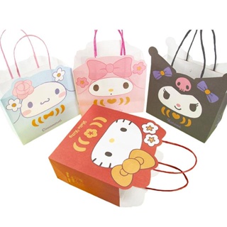 【現貨】小禮堂 三麗鷗 造型手提紙袋 (達摩裝款) Kitty 美樂蒂 酷洛米