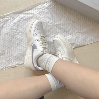 Nike Air Force 1 Low 板鞋 白紫 復古 米白 休閒鞋板鞋男女同款 DV7470-100
