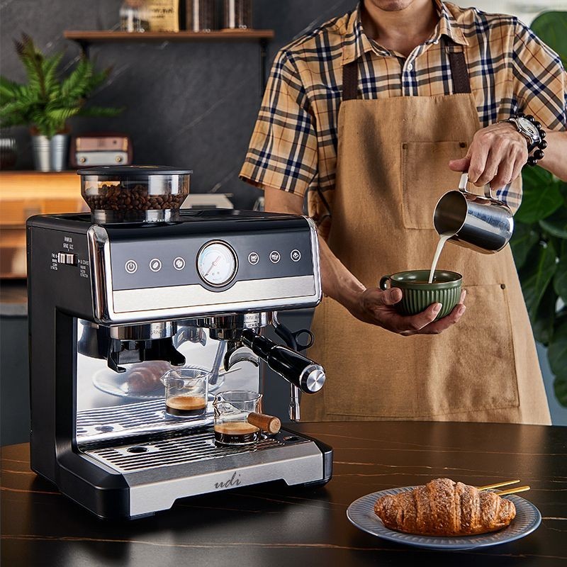 【優選大賣場】CM7020咖啡機雙鍋爐商用意式半自動咖啡機家用小型壹體機研磨壹體