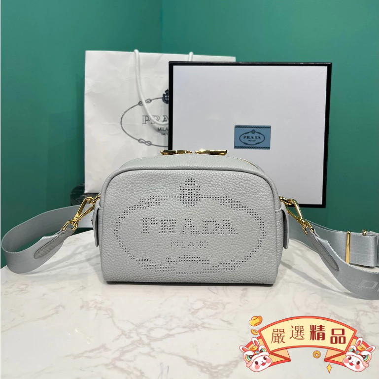 99新二手 Prada（普拉達）鹿皮印花穿孔標誌相機包 小牛皮斜挎包 側背包 女包1BH187