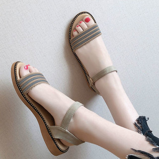 【GL SHOES】平底涼鞋女 外出穿時尚 仙女媽媽涼鞋2024夏新款仙女風時尚百搭女涼鞋低跟防滑網紅學生女鞋平底媽媽鞋