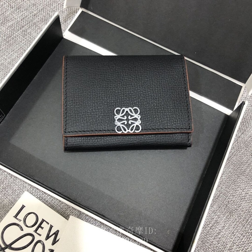 二手精品 LOEWE 羅威♥️荔枝皮對折短夾 零錢袋 卡夾 錢包 經典款