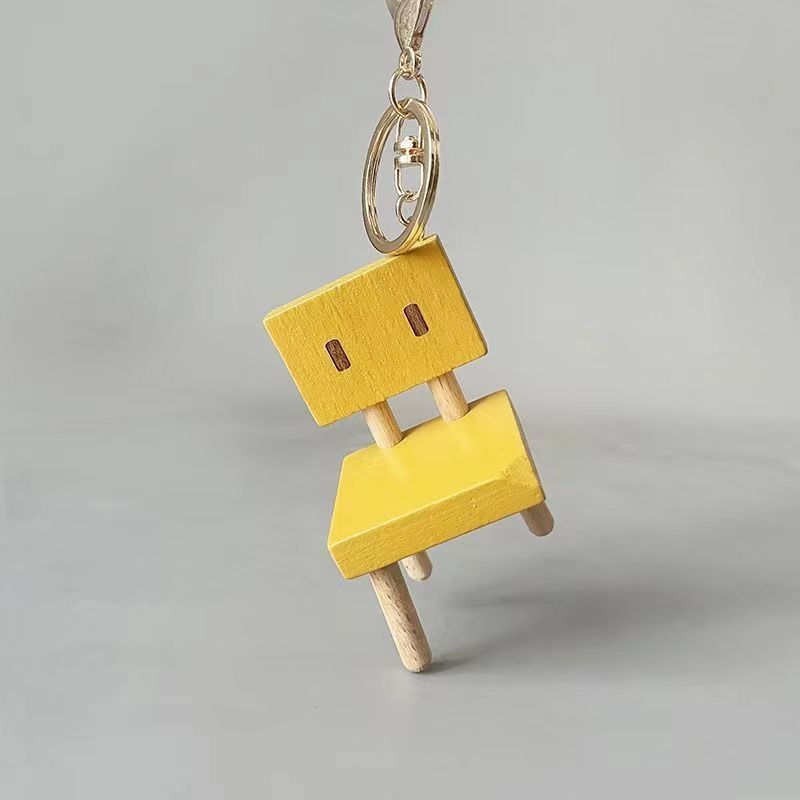 鈴芽之旅椅子周邊同款木頭草太椅子掛件鑰匙扣動漫創意書包掛禮物