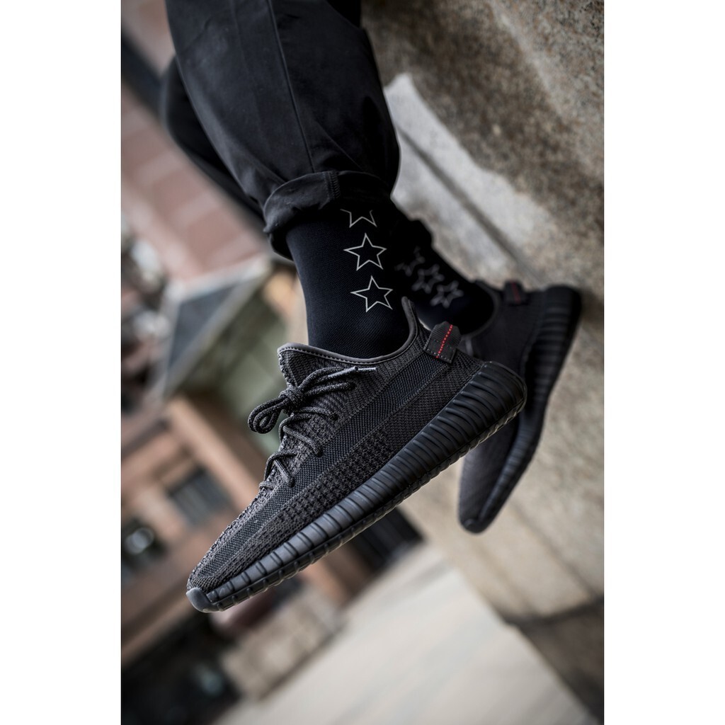 【正品】Adidas Yeezy Boost 350 V2 黑天使 鞋帶反光 全黑 黑魂 FU9006