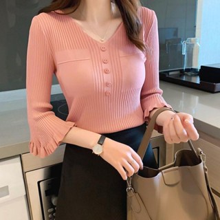 SY韓版修身上衣v領中袖黑色冰絲針織衫女薄款喇叭袖上衣溫柔風設計感小眾泫雅風日系穿搭上衣ins潮