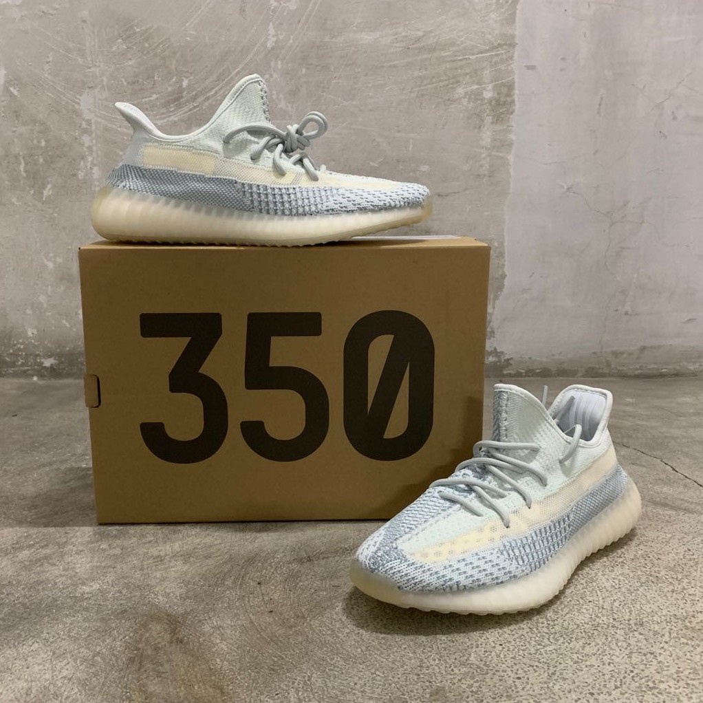 Yeezy Boost 350 V2 Cloud White 冰藍 FW3043