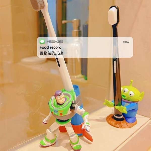 ✴可愛巴斯光年桌面小玩意擺件浴室衛生間牙刷架筆架筆筒置
