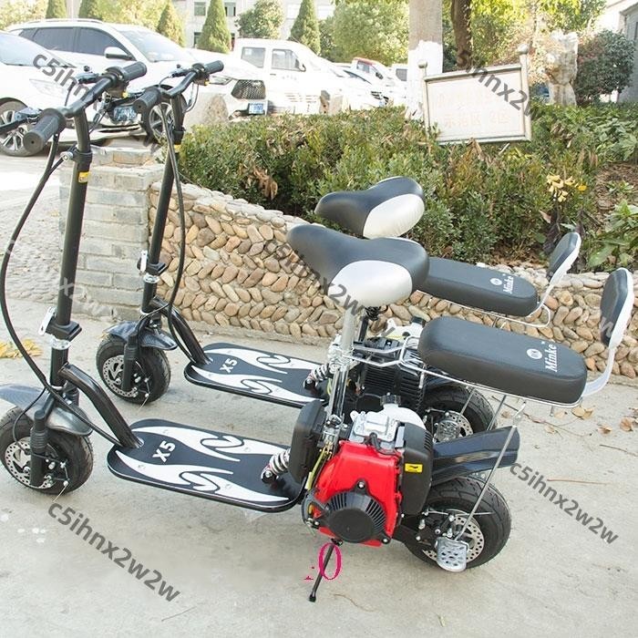 X5可帶人加后座汽油滑板車踏板車迷你摩托燃油車二四沖成人代步車