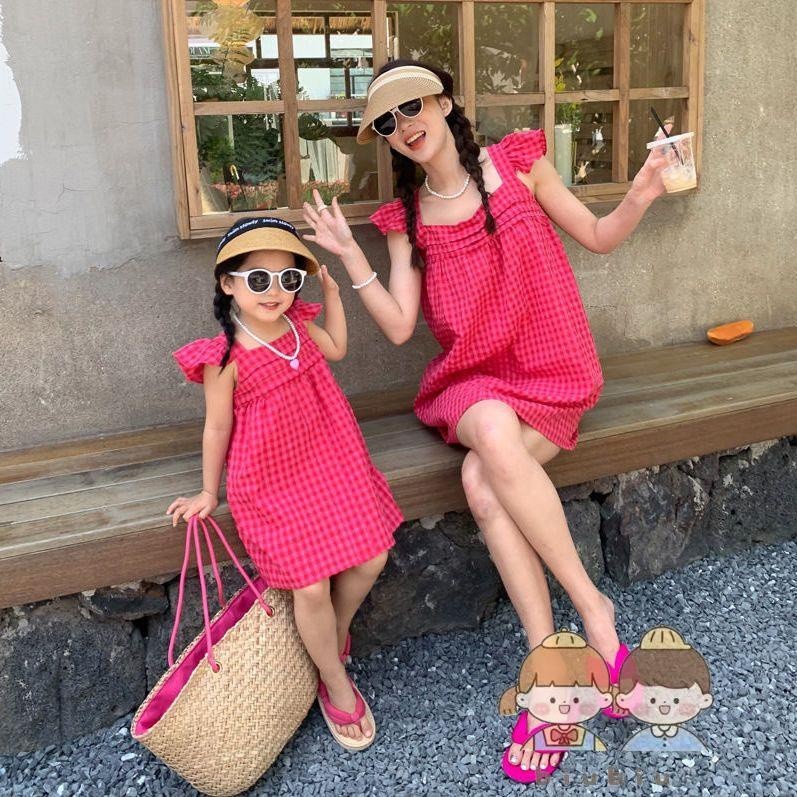 石頭剪刀布❤網紅母女裝連衣裙2022年夏季新款女童樹莓粉火龍果色小飛袖格子裙