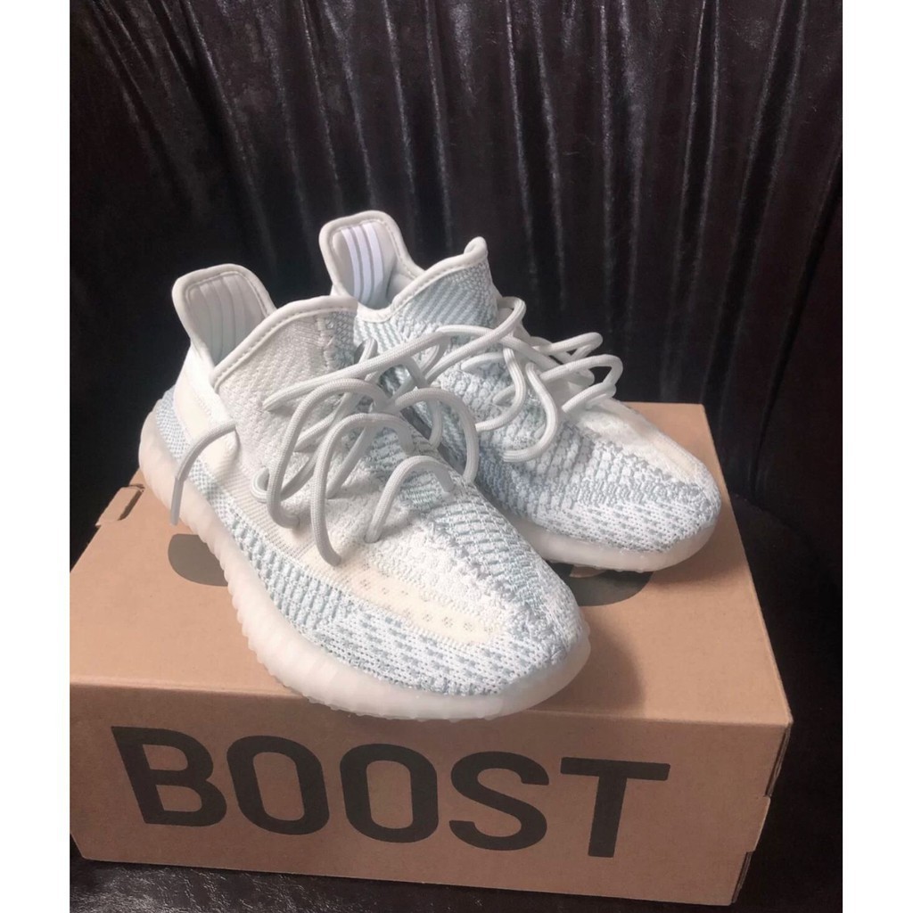 日韓現貨 Adidas Yeezy Boost 350 V2 Cloud White 雲白 冰藍 白雲 FW304