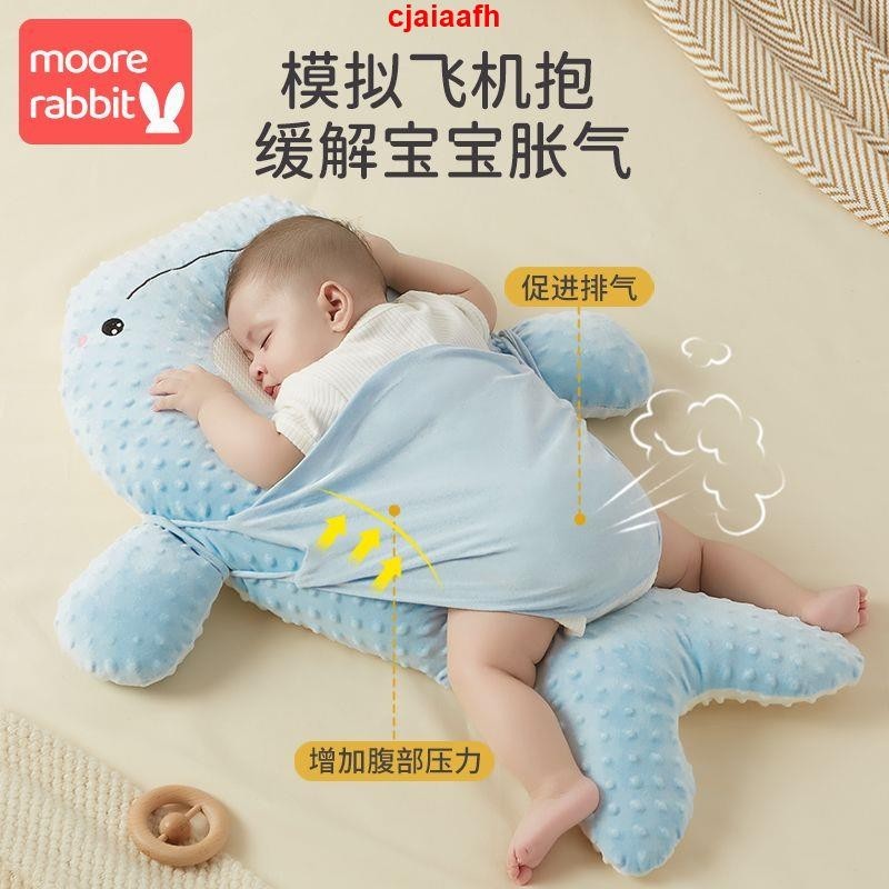 大白鵝嬰兒玩偶排氣枕寶寶緩解脹氣飛機抱枕安撫趴睡覺神器趴睡枕熱銷中！