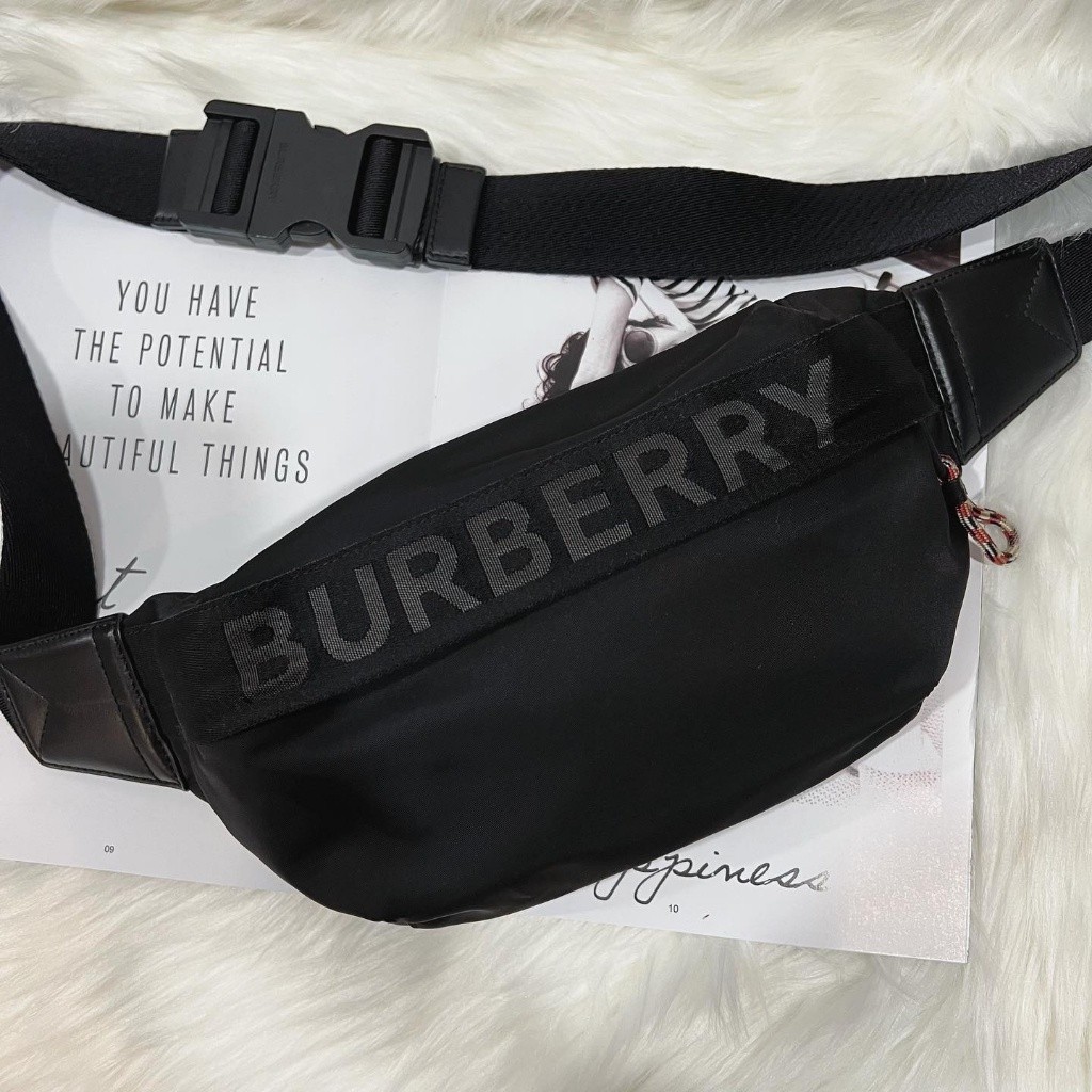 二手現貨 Burberry 博柏利Sonny – Horseferry 印花塗層帆布蘇尼腰包80365551