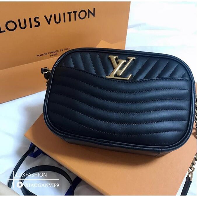 LV New Wave 系列 21CM 相機包 M53682 黑色_M53683 粉紅色 M53863白