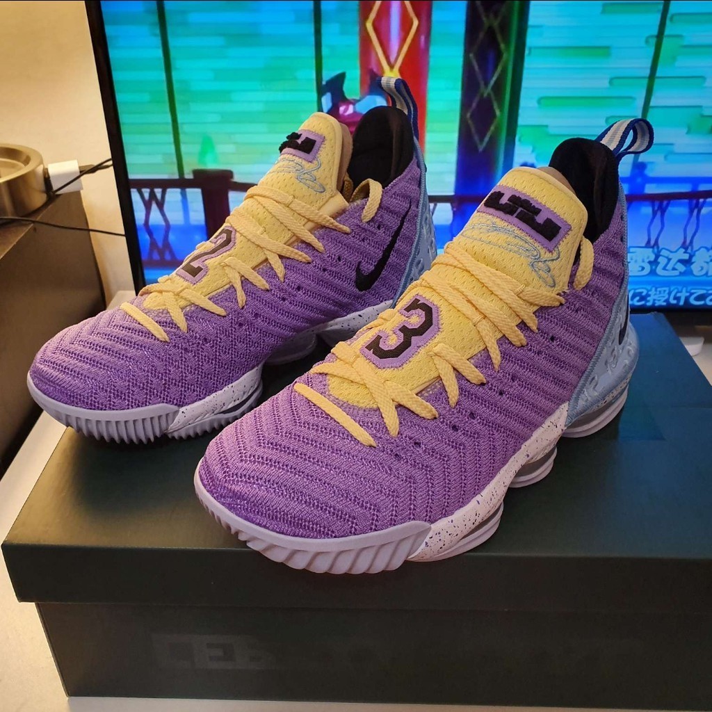 日本正品 Nike LeBron 16 Lakers 詹姆斯 16 紫黃湖人 籃球鞋 CK4765-500
