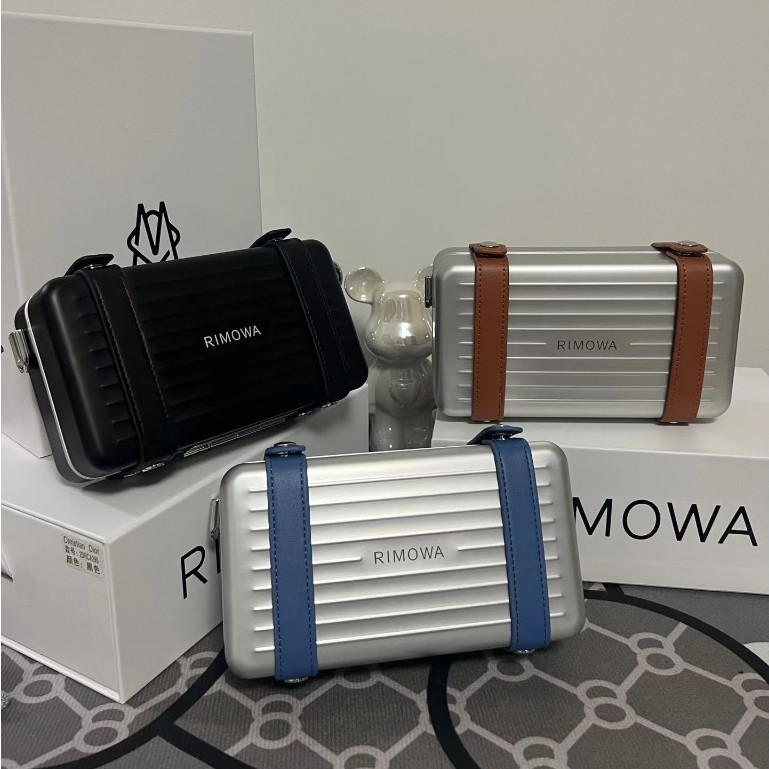 ❥【優拾】RIMOWA 鋁鎂金屬皮革 吊帶手提包 單肩斜跨包 迷你化妝箱 禮盒包裝❥【優拾】